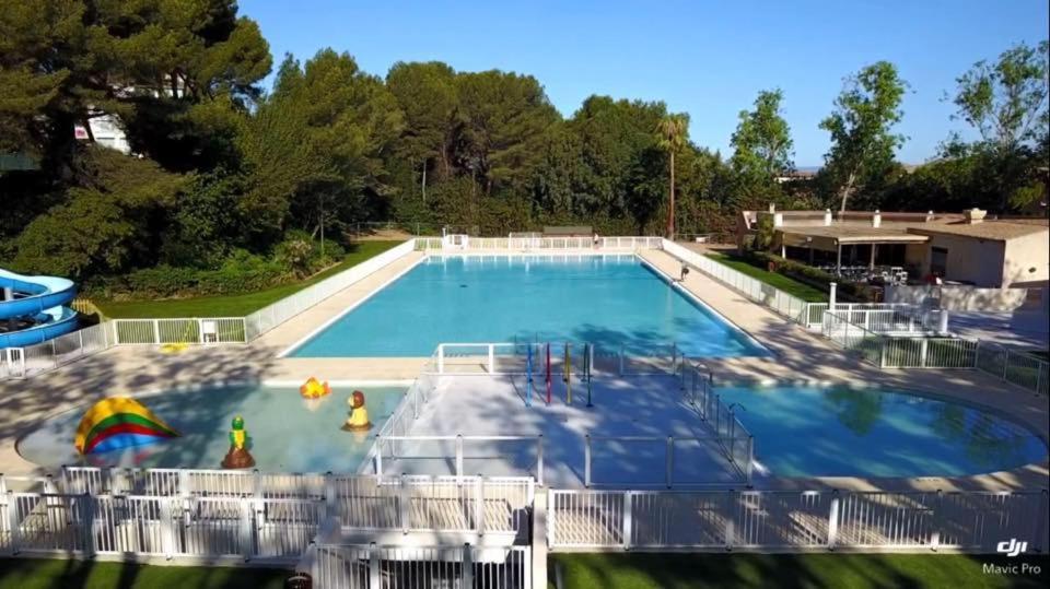Domaine De La Coudouliere, T2 Climatise Terrasse Vue Mer Sans Vis A Vis Plage A 100M Six-Fours-les-Plages Kültér fotó